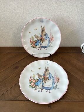 Beatrix Potter Peter Rabbit Pink Rim Dinner Plates (Set of 2) NEW